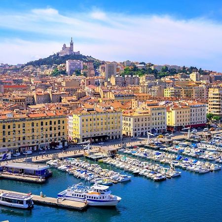 Logement Prive, Spacieux Et Moderne, Situe Entre Le Luberon, La Cote Marseillaise, La Provence Et Ses Richesses. Pertuis Exteriör bild