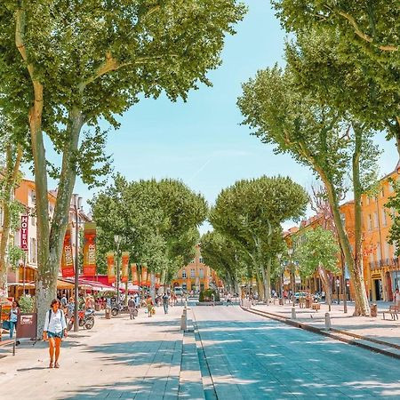 Logement Prive, Spacieux Et Moderne, Situe Entre Le Luberon, La Cote Marseillaise, La Provence Et Ses Richesses. Pertuis Exteriör bild